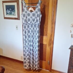 Maurices Black and White Sleeveless Maxi Sundress